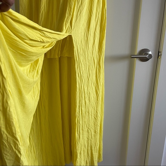 Yellow Flowy maxi dress - Picture 8 of 10